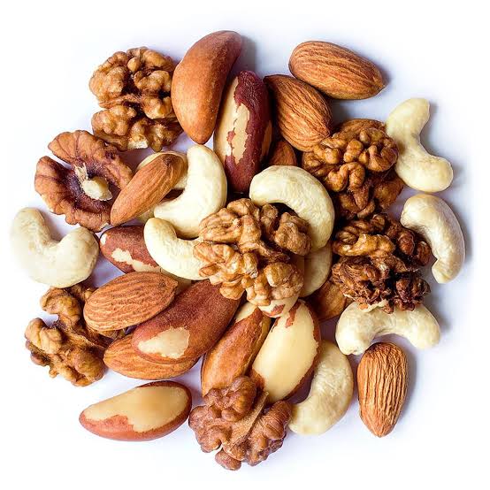 Mixed raw nuts